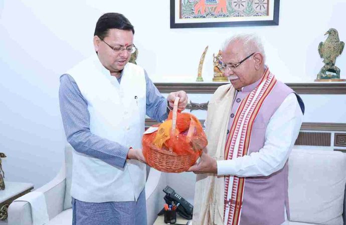 मुख्यमंत्री धामी ने ऊर्जा व आवास योजनाओं में विशेष सहायता, भूमिगत विद्युत लाइनों व आरटीटीएस विस्तार की मांग की