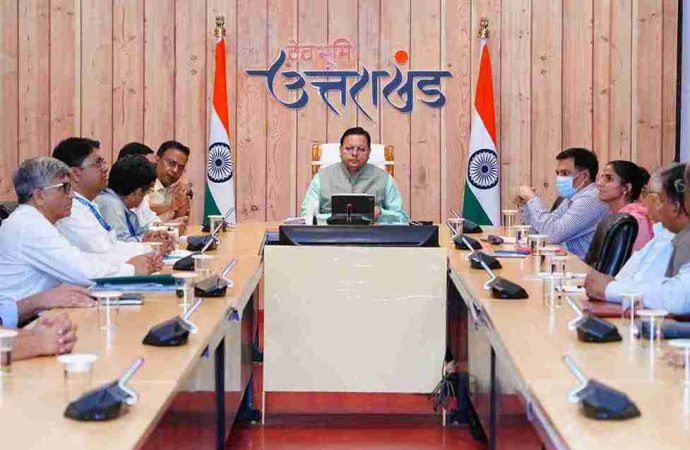 सुरक्षा मानकों से खिलवाड़ बर्दाश्त नही – सीएम धामी ने हैली सर्विस ऑपरेटर्स को कड़े शब्दों में स्पष्ट किया