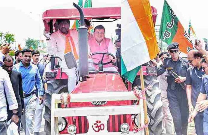 समान नागरिक संहिता कानून लागू करने पर विधान सभा मंगलोर में आयोजित की गई धन्यवाद रैली।