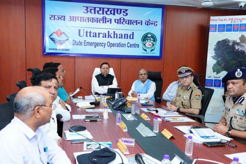 मानसून से पहले सीएम धामी की बड़ी तैयारी: भूस्खलन और आपदा प्रबंधन को लेकर अधिकारियों को सख्त निर्देश