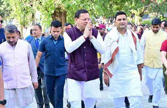 सीएम धामी ने नैनीताल में विकास कार्यों का किया निरीक्षण, डीएसए मैदान में कई अहम घोषणाएं की