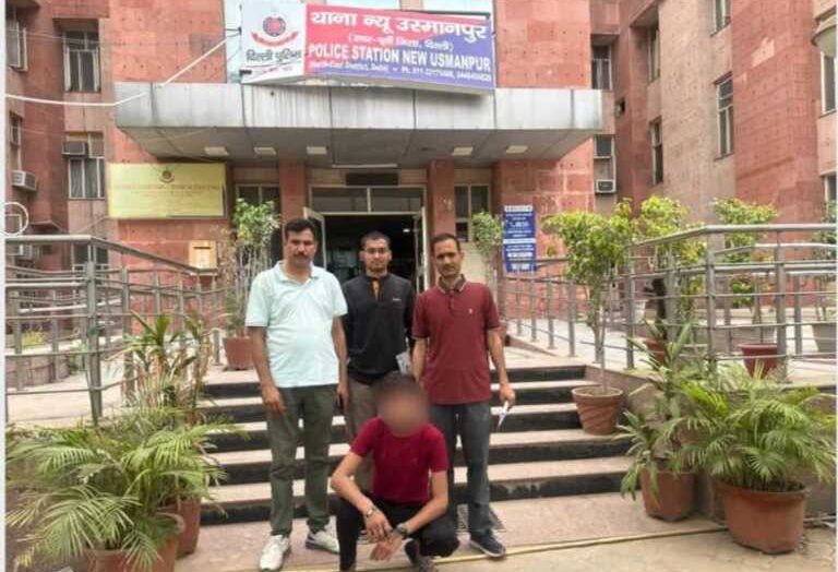 फर्जी महिला डॉक्टर बनकर ब्लैकमेल, फर्जी दस्तावेजों, और सरकारी एजेंसियों के नाम का गलत उपयोग कर फ़र्ज़ीवाड़ा करने वाले गिरोह का सरगना गिरफ्तार