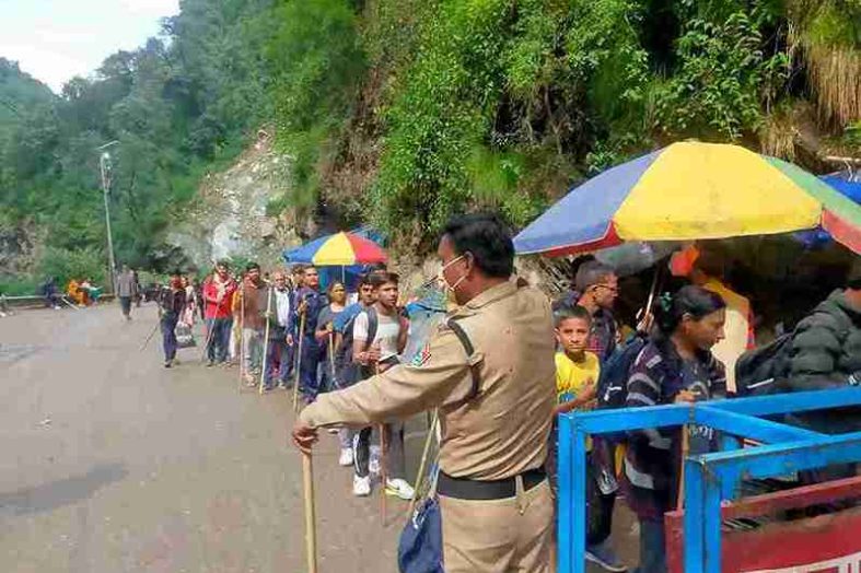 सोनप्रयाग से केदारनाथ धाम जाने वाली पैदल यात्रा का हो रहा है विधिवत संचालन