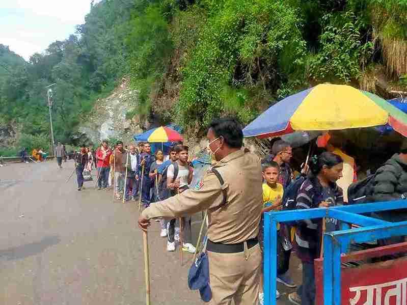सोनप्रयाग से केदारनाथ धाम जाने वाली पैदल यात्रा का हो रहा है विधिवत संचालन