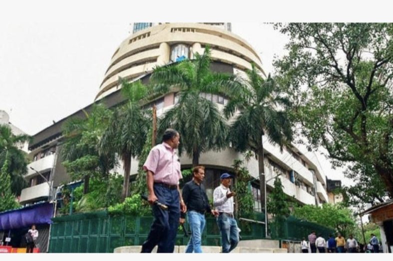 सपाट पर खुला शेयर बाजार, सेंसेक्स 56 अंक ऊपर, निफ्टी 25,164 पर
