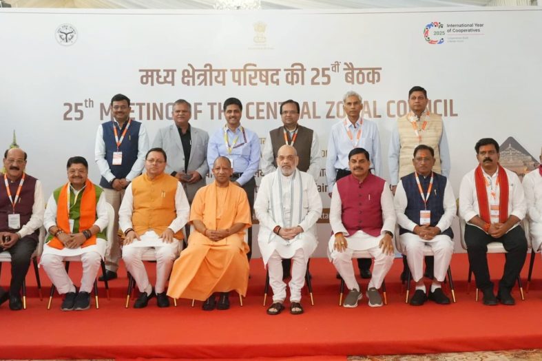 सीमावर्ती क्षेत्रों में सड़क व संचार सुविधाओं के विस्तार किया जाना जरूरी : मुख्यमंत्री