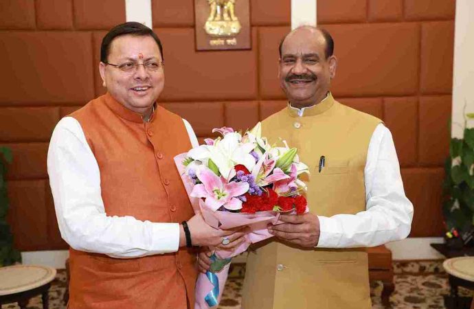 मुख्यमंत्री  पुष्कर सिंह धामी ने लोकसभा अध्यक्ष ओम बिड़ला से की शिष्टाचार भेंट