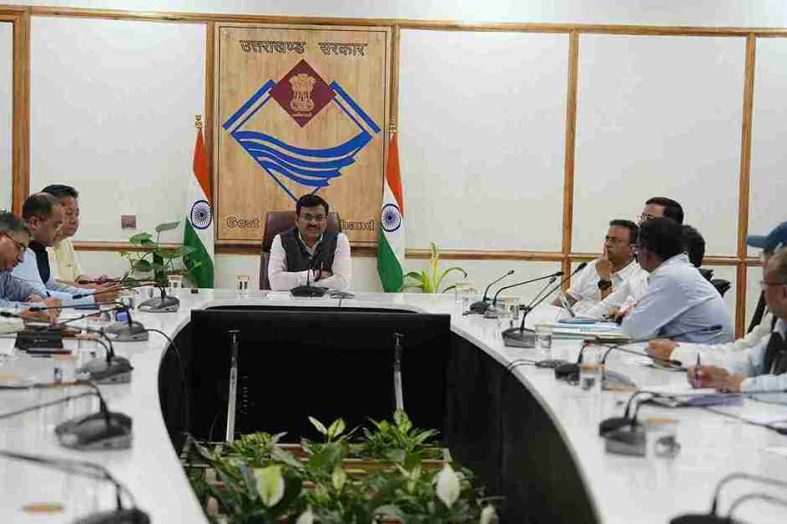 मुख्य सचिव ने सचिवों संग समीक्षा बैठक कर दिए जरूरी निर्देश