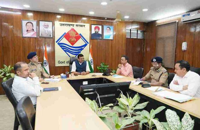 मुख्य सचिव ने ली प्रदेश के धार्मिक स्थलों की सुरक्षा व्यवस्थाओं को लेकर वरिष्ठ अधिकारियों के साथ बैठक