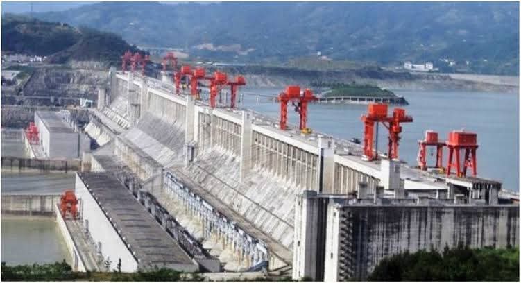 मोरी नटवाड प्रोजेक्ट: बैराज में मलबा जमा होने से जल प्रवाह बाधित, रविवार को होगी ट्रैश रैक की सफाई