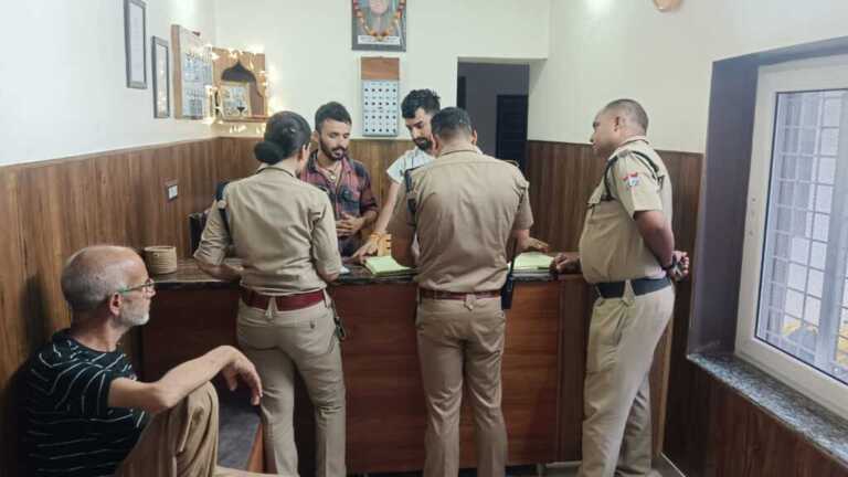 एसएसपी देहरादून के आदेश पर सभी थाना क्षेत्रों में होटलों में अचानक चेकिंग अभियान