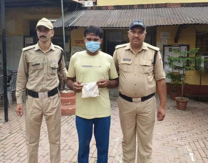 पश्चिमी उत्तर प्रदेश का नशा तस्कर आया दून पुलिस की गिरफ्त में
