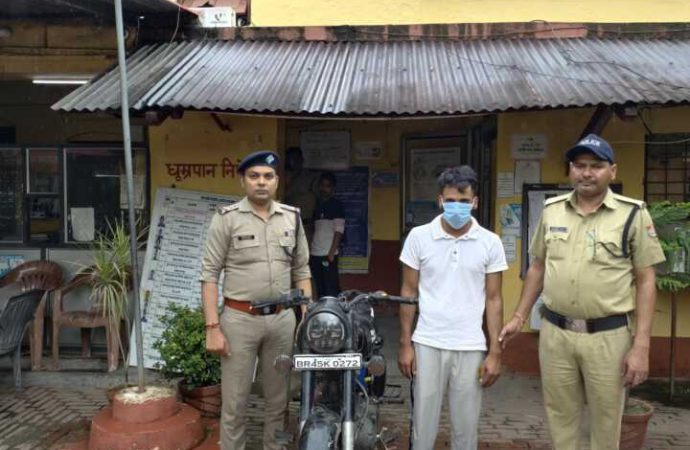 ऑनलाइन गेमिंग के शौक ने पहुंचाया सलाखों के पीछे