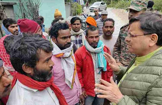 केंद्र और राज्य सरकार ने राहत- बचाव अभियान में झोंकी ताकत