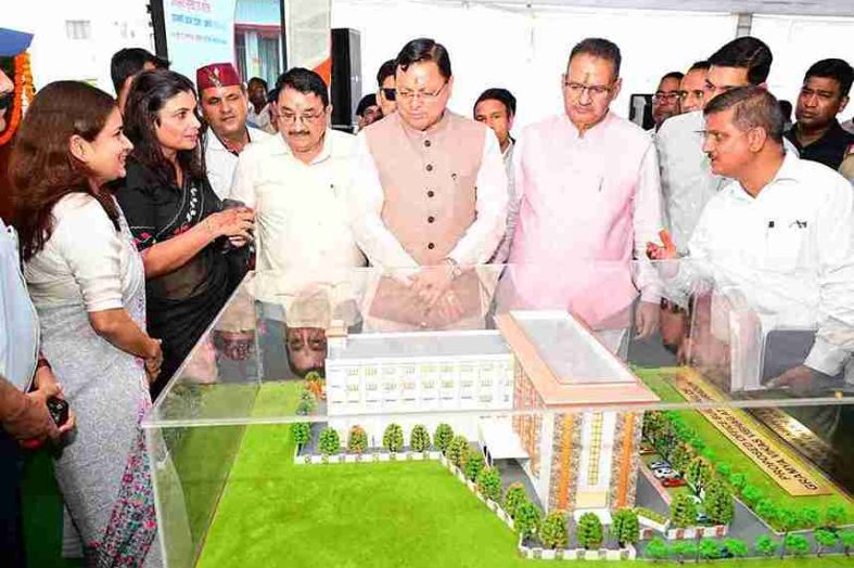 देहरादून में ₹58.32 करोड़ लागत के ग्राम्य विकास भवन का शिलान्यास, सीएम धामी ने पौधारोपण किया