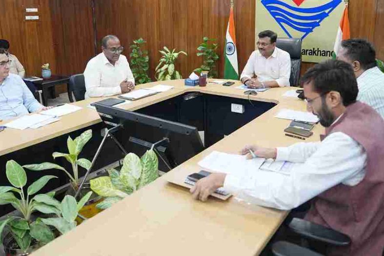 जनपद, एमपैक्स के कम्प्यूटराइजेशन और डाटा अपडेशन में लाएं तेजीः मुख्य सचिव
