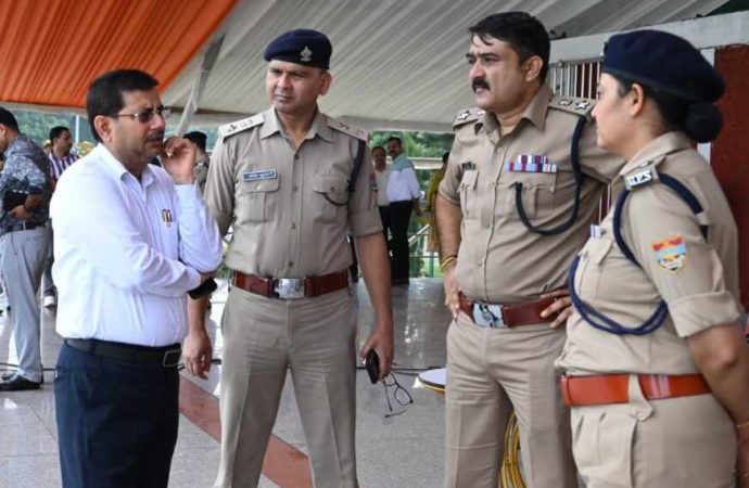 Big breaking :-सेलाकुई क्षेत्र से एक साथ गुमशुदा 03 नाबालिकों को दून पुलिस ने किया 12 घंटे के अंदर दिल्ली एनसीआर से किया सकुशल बरामद