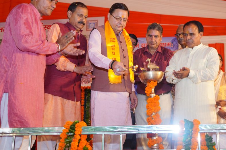 मुख्यमंत्री ने राज्य के 13 जिलों के 13 आदर्श संस्कृत ग्रामों का किया शुभारंभ