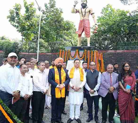 राजभवन में ‘भगीरथ उद्यान’ का उद्घाटन, राजा भगीरथ की प्रतिमा अनावृत