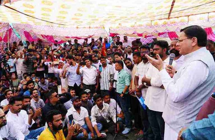 उत्तराखंड के मुख्यमंत्री का छात्रों के आंदोलन पर भावपूर्ण संदेश