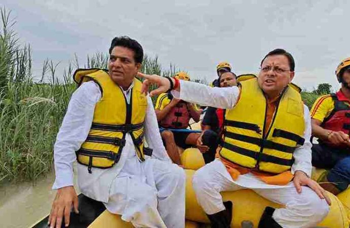 आपदा की घड़ी में जनसेवा की मिसाल बने मुख्यमंत्री पुष्कर सिंह धामी