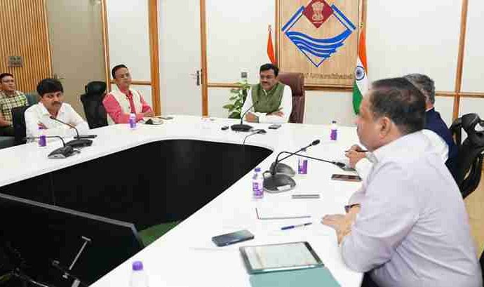 मुख्य सचिव की बैठक में निर्णय, आधारभूत संरचना परियोजनाओं के नियोजन और क्रियान्वयन को मिलेगी गति