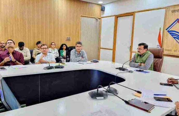 योजनाओं के मूल्यांकन के लिए विभागों को आउटकम इंडिकेटर्स तय करने के निर्देश