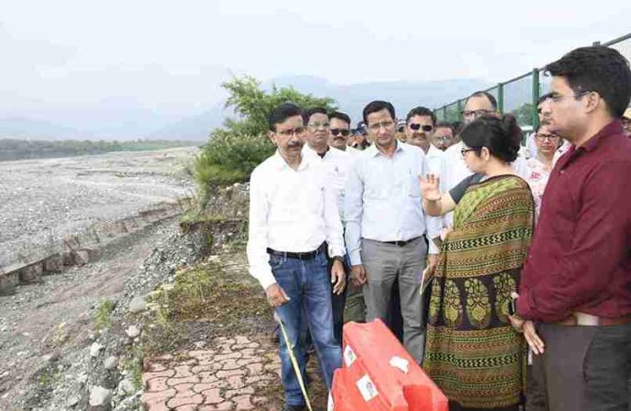 नैनीताल पहुँची अंतर-मंत्रालयी केंद्रीय टीम, मानसून काल में हुई क्षति का किया आकलन