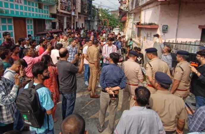हरिद्वार गोलीकांड के आरोपी सुनील कपूर ने देहरादून में पुलिस घेराबंदी के दौरान खुद को मारी गोली