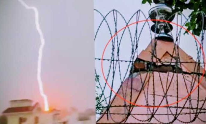 आश्रम के शिव मंदिर पर गिरी आकाशीय बिजली, शिखर को पहुँचा नुकसान