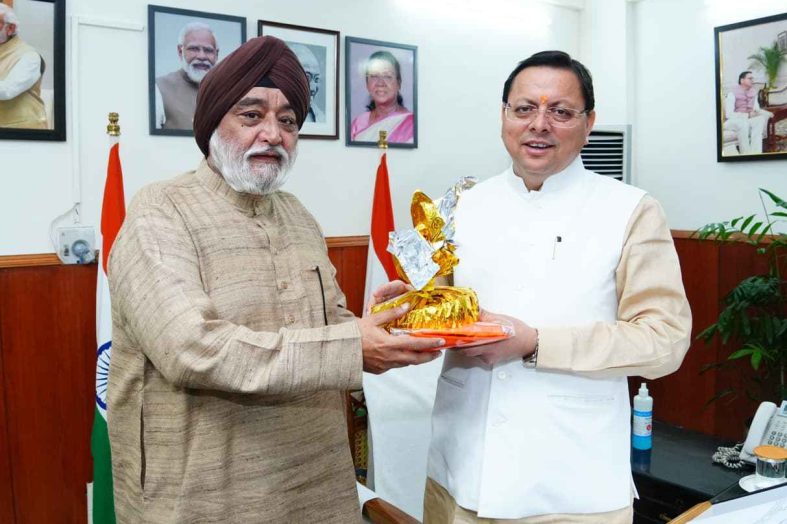 मुख्यमंत्री से हेमकुंट साहिब मैनेजमेंट ट्रस्ट के अध्यक्ष ने की भेंट