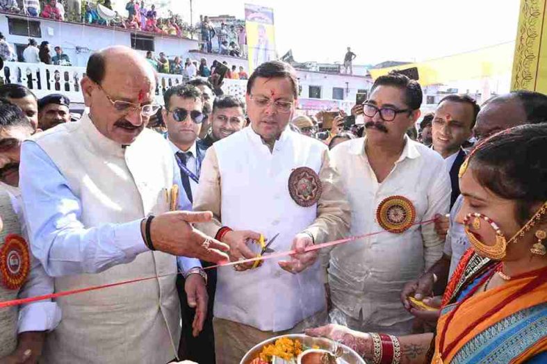 मुख्यमंत्री पुष्कर सिंह धामी ने किया श्री कुंजापुरी पर्यटन एवं विकास मेले का शुभारंभ