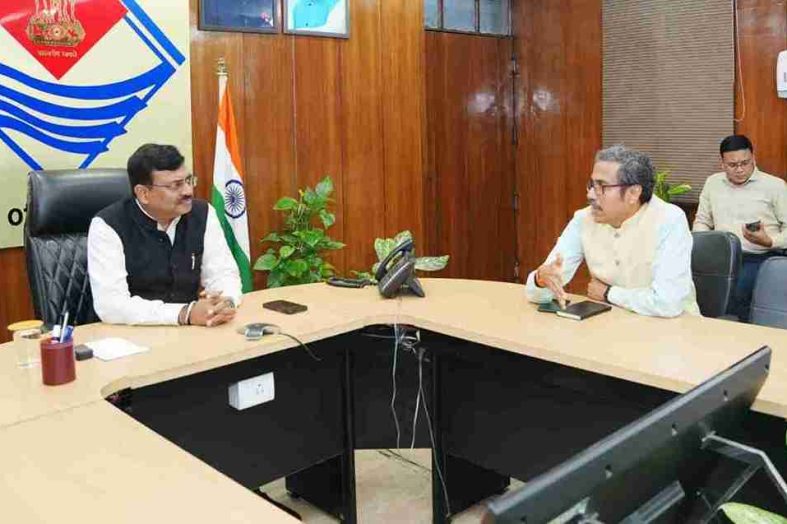 मुख्य सचिव ने युवाओं के लिए विदेशों में रोजगार अवसर बढ़ाने के दिए निर्देश