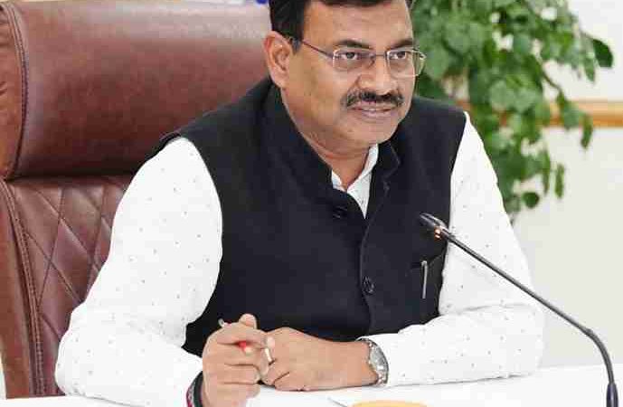 मुख्यमंत्री ने दिए सेब उत्पादक किसानों की सब्सिडी तत्काल वितरित किए जाने हेतु कार्यवाही करने के निर्देश