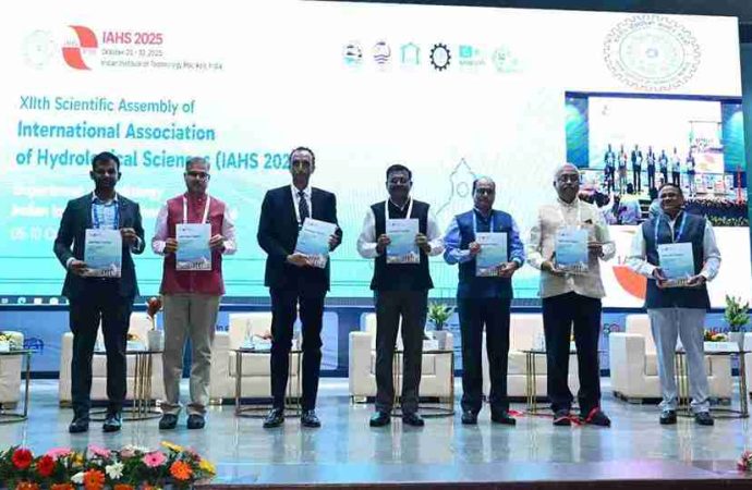 उत्तराखंड के मुख्य सचिव ने जलवायु लचीलापन व जल स्थिरता पर अंतर्राष्ट्रीय सम्मेलन का उद्घाटन किया