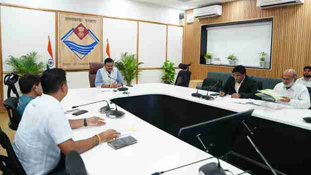 मुख्य सचिव की अध्यक्षता में व्यय वित्त समिति की बैठक, कई विभागीय प्रस्तावों को मिली मंजूरी