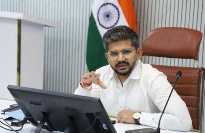 एनीमिया मुक्त कार्यक्रम, 06 अक्टूबर से विद्यालयों में पंजीकृत बच्चों को खिलाई जाएगी टेबलेट।