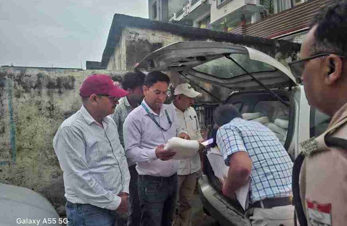 सीएम धामी के निर्देश पर मिलावटखोरों पर शिकंजा, ऋषिकेश-भगवानपुर में नकली उत्पाद जब्त