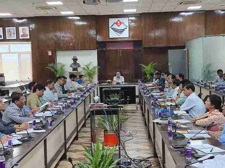 सारा की बैठक में  कुल  2468.55 लाख रु की कार्य योजनाओं की स्वीकृति प्रदान की गई