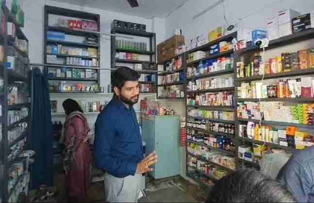 प्रदेशभर में प्रतिबंधित कफ सिरप पर बड़ी कार्रवाई, 370 से अधिक सैंपल जांच के लिए संकलित