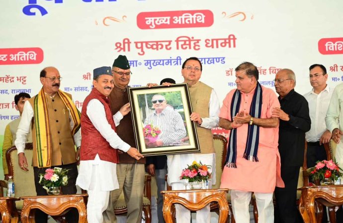 रजत जयंती पर पूर्व सैनिक सम्मेलन का शुभारंभ, सीएम धामी बोले—उत्तराखंड की पहचान है वीरता और समर्पण