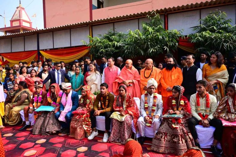 सीएम धामी ने स्वामी सत्यमित्रानंद सभागार, सिद्धबली हनुमान द्वार और शहीद चौक का लोकार्पण किया