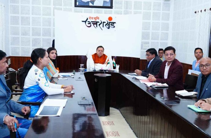 मनरेगा कर्मकारों को मिलेगा उत्तराखंड भवन एवं अन्य सन्निकार कर्मकार कल्याण बोर्ड की योजनाओं का लाभ – सीएम