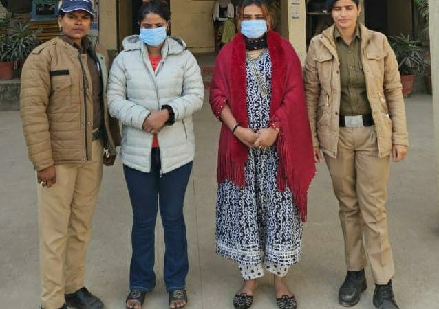 अवैध रूप से भारत में रह रही 02 बांग्लादेशी महिलाओं को गिरफ्तार/हिरासत में लिया दून पुलिस ने