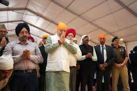 गुरु नानक जयंती पर मुख्यमंत्री धामी ने दी प्रदेशवासियों को शुभकामनाएं