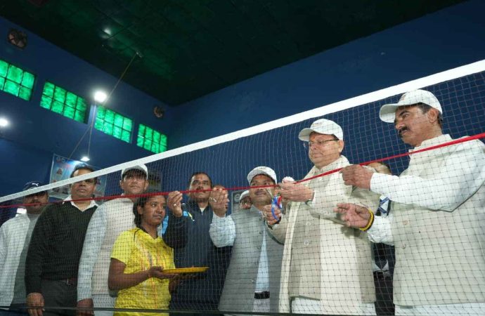 मुख्यमंत्री ने अल्मोड़ा में किया सांसद खेल महोत्सव का शुभारंभ