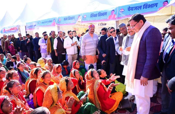 ताड़ीखेत की न्याय पंचायत जैनोली में आयोजित हुआ बहुउद्देशीय शिविर