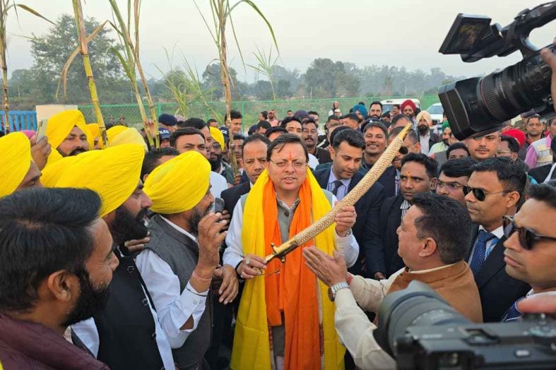 गन्ना समर्थन मूल्य बढ़ाने पर किसानों ने मुख्यमंत्री पुष्कर सिंह धामी का किया आभार