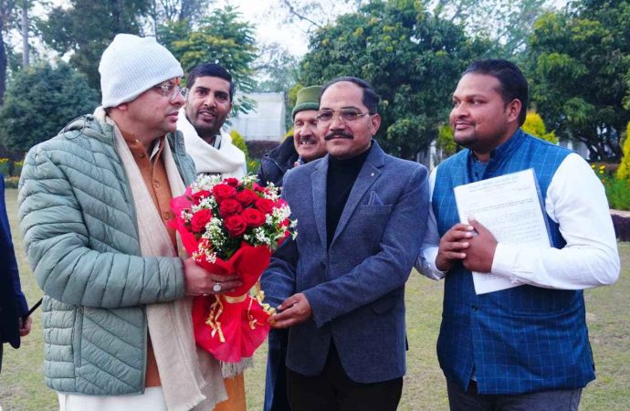 मुख्यमंत्री पुष्कर सिंह धामी ने टिहरी जनपद के पिलखी क्षेत्र के लिए बड़ी घोषणा