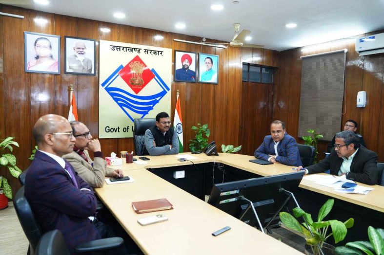 मुख्य सचिव आनन्द बर्द्धन ने सीएम कौशल उन्नयन योजना बैठक में भाषा प्रशिक्षण को मजबूत करने के दिए निर्देश